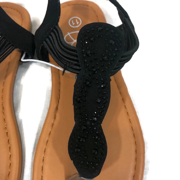 Brand new Girls Black Bobbie Brooks Sandals - Picture 2 of 8